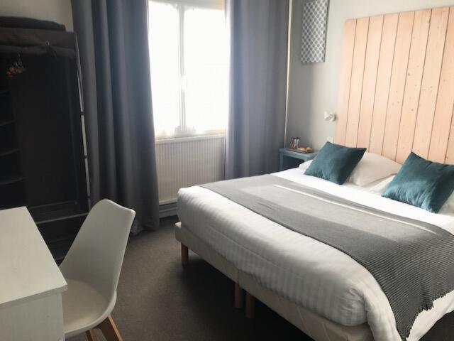 Hôtel la petite auberge Ares Esterno foto